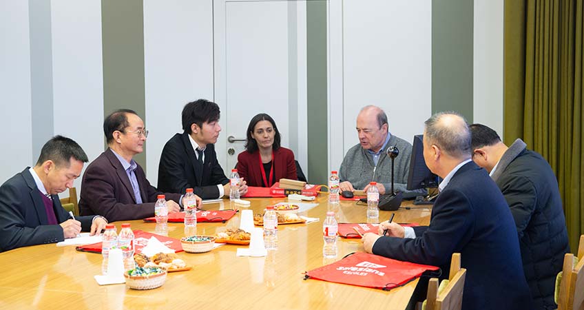 Visita Sanmenxia College