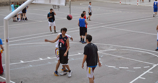 Curs12-13_Nit_esport