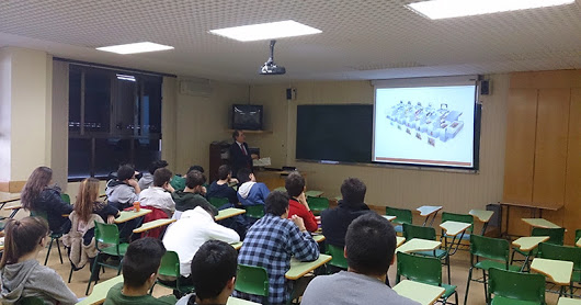 Curs13-14_Visita_escola_aula