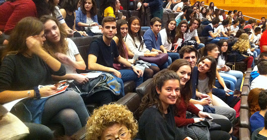 Curs 16-17 Sortida Teatre BAT