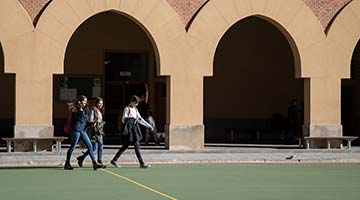 Secretaria escolar - Salesians Sarrià